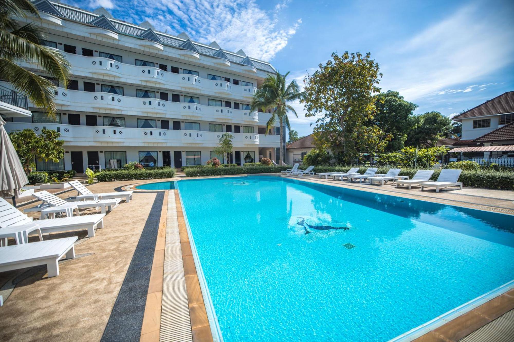 فندق بلو كارينا إن Phuket المظهر الخارجي الصورة