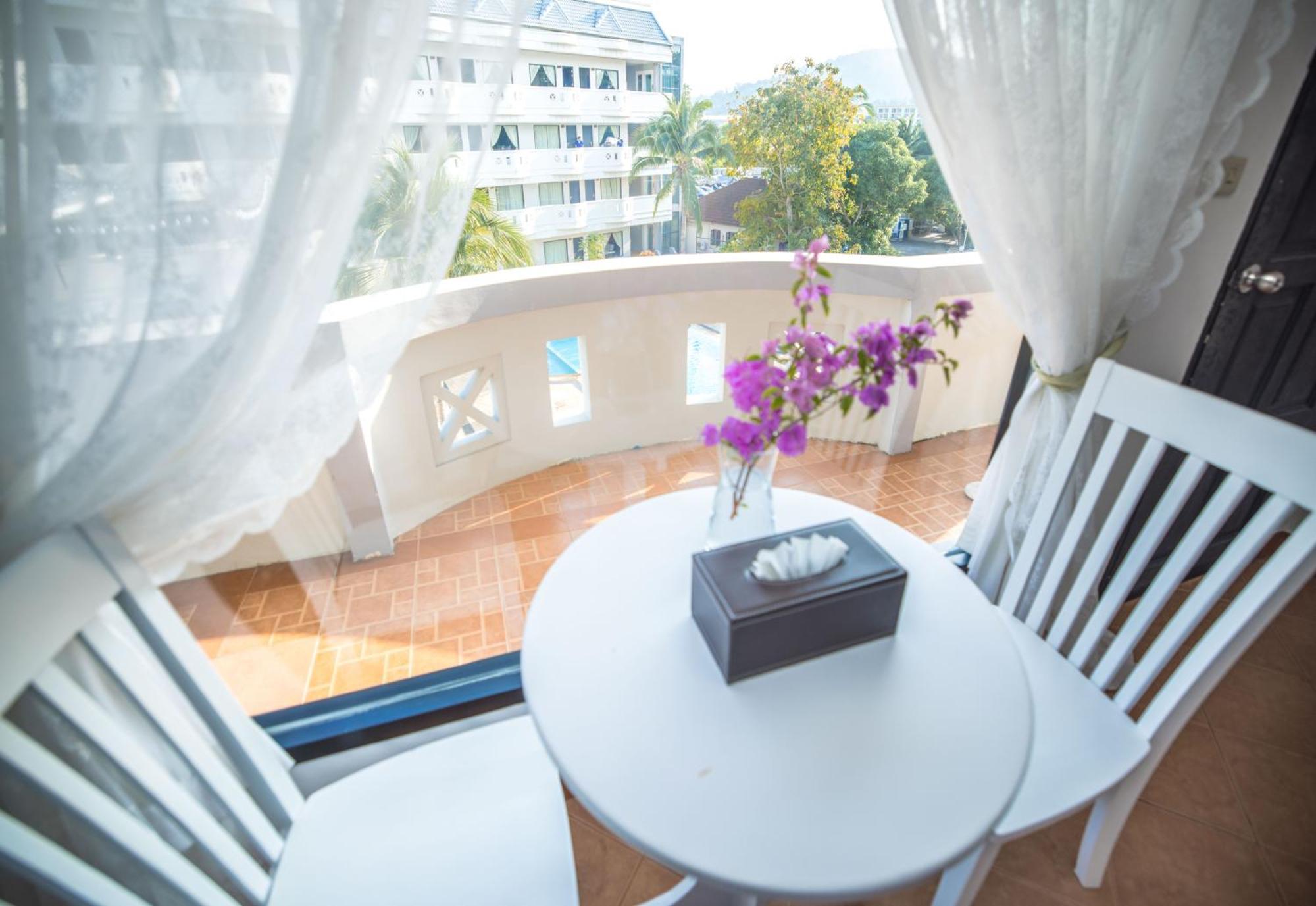 فندق بلو كارينا إن Phuket المظهر الخارجي الصورة
