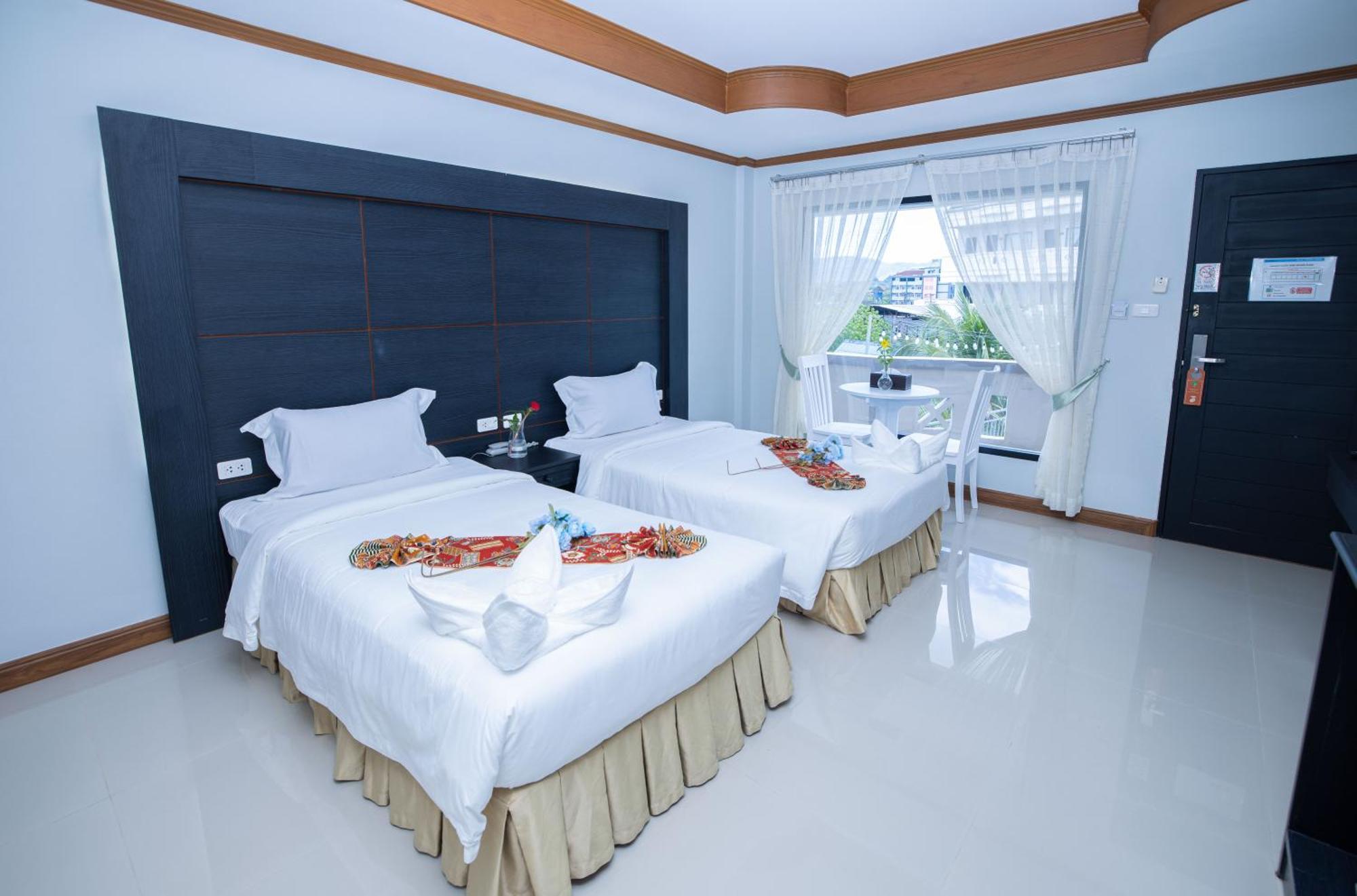 فندق بلو كارينا إن Phuket المظهر الخارجي الصورة