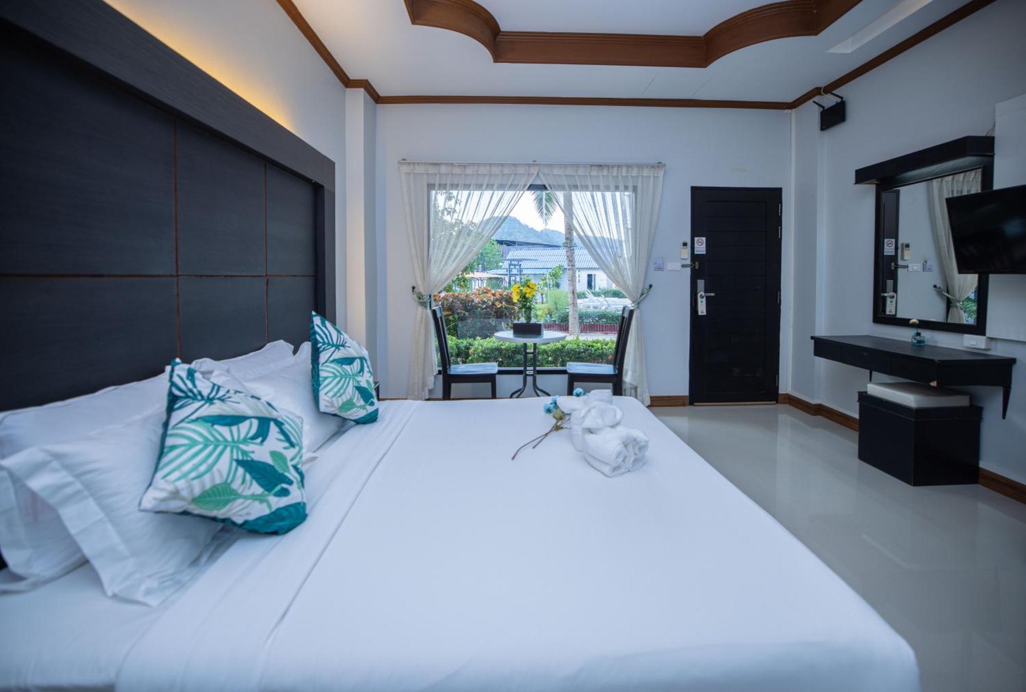 فندق بلو كارينا إن Phuket المظهر الخارجي الصورة